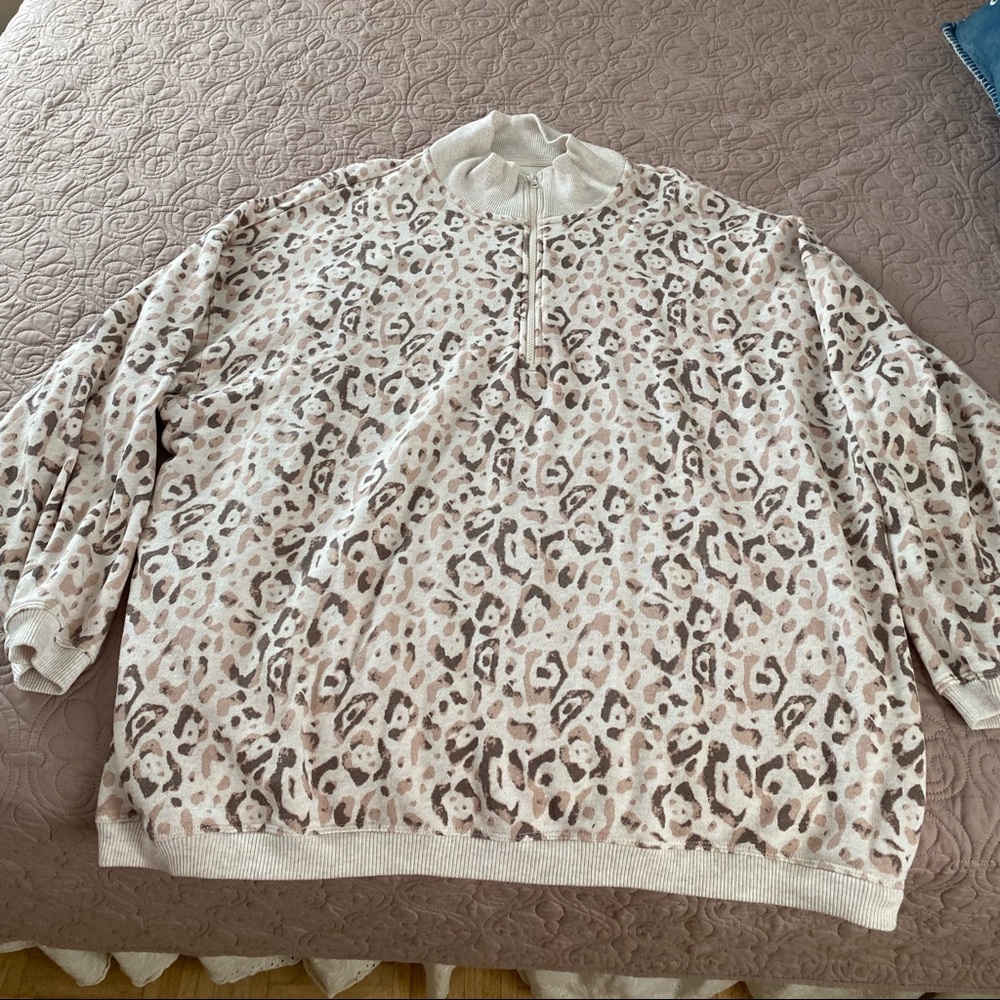 Aerie half zip oversized sweatshirt. Animal print.